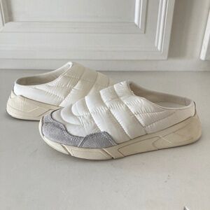 Anthropologie Gola Orbit White Puffy Mule Sneakers Sz 6/37